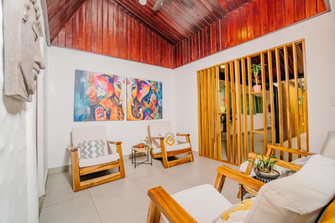Hotel Ocotal Bed & Breakfast Playa Ocotal Ngoại thất bức ảnh