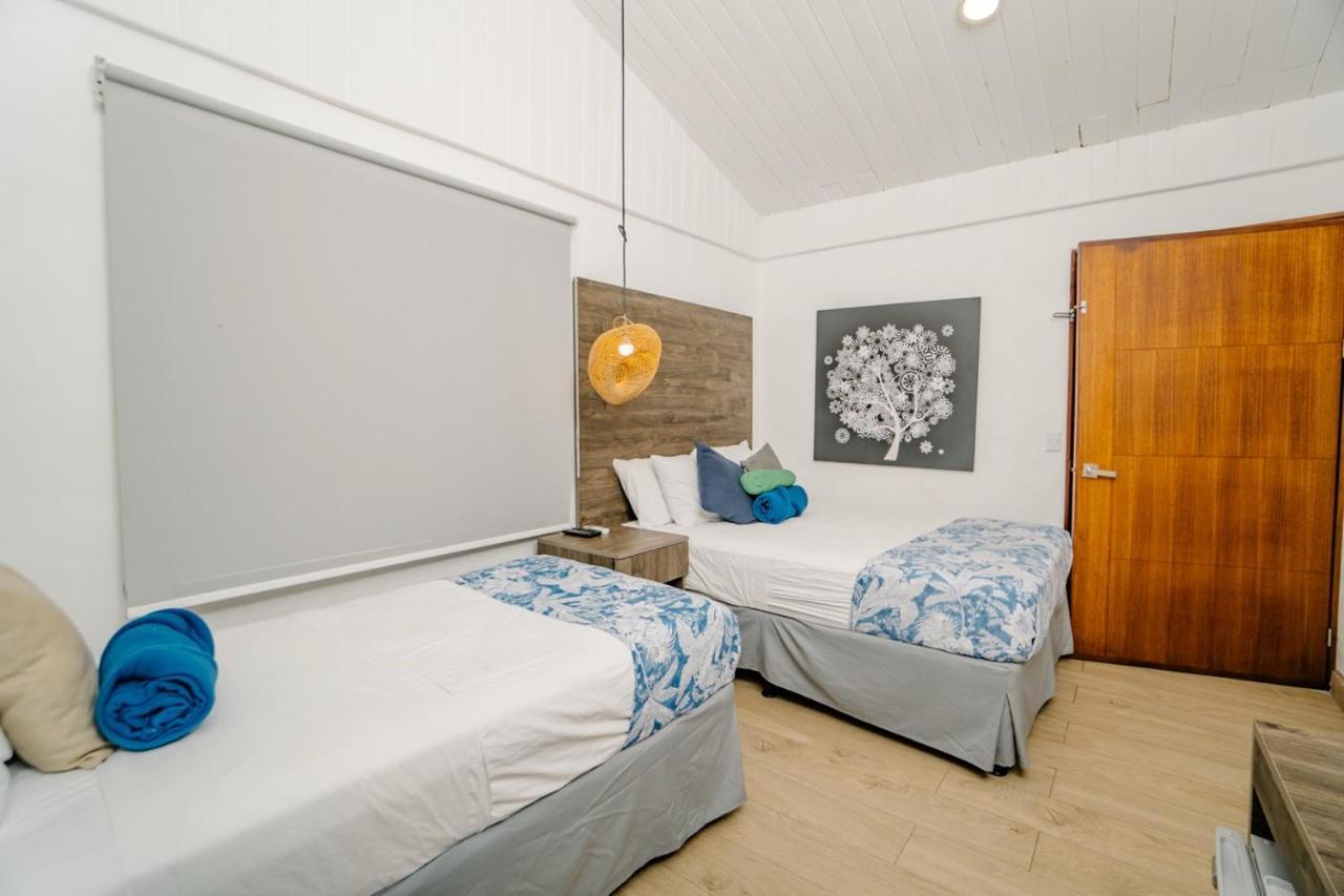 Hotel Ocotal Bed & Breakfast Playa Ocotal Ngoại thất bức ảnh
